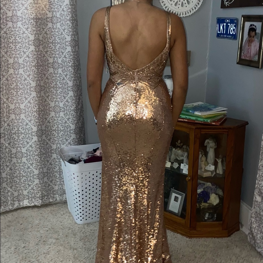 Rose gold sequins prom dress - Picture 2 of 6